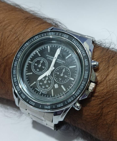 Men Silver Stainless Steel Strap Watch